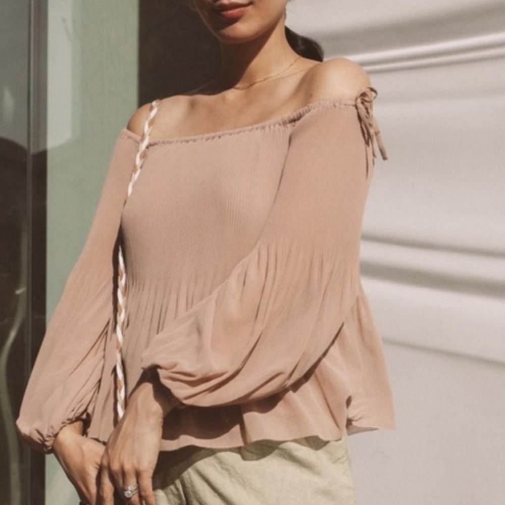 Aritzia wilfred Talence Blouse neutral tone XS @k